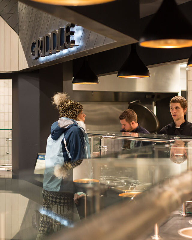 Guest placing an order at Timberline's Wy'East Cafe