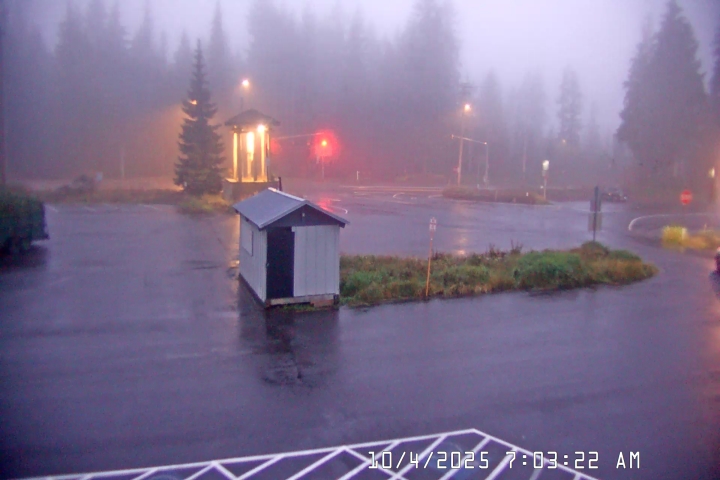 Live Feed: Summit Pass Shuttle