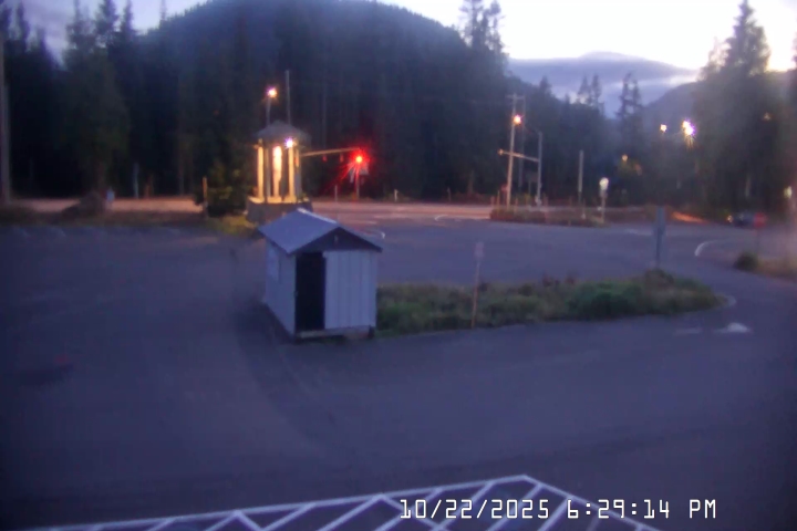 Live Feed: Summit Pass Shuttle