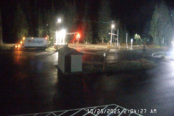 Live Feed: Summit Pass Shuttle