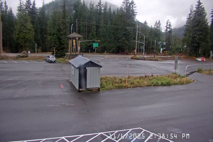 Live Feed: Summit Pass Shuttle