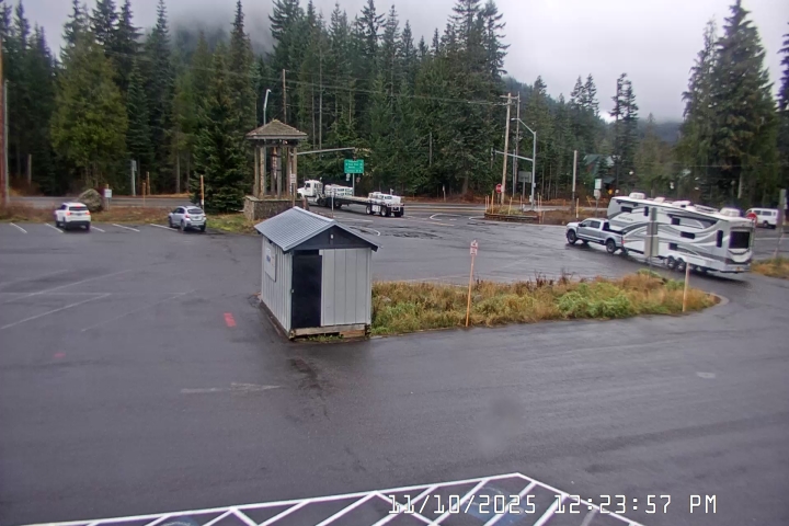 Live Feed: Summit Pass Shuttle