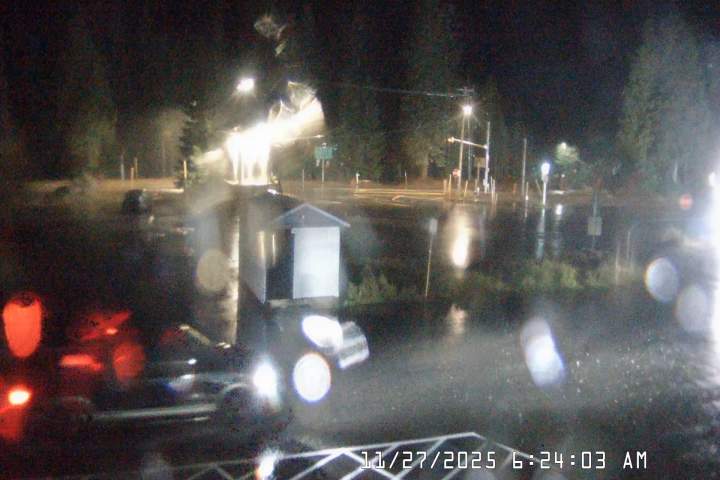 Live Feed: Summit Pass Shuttle