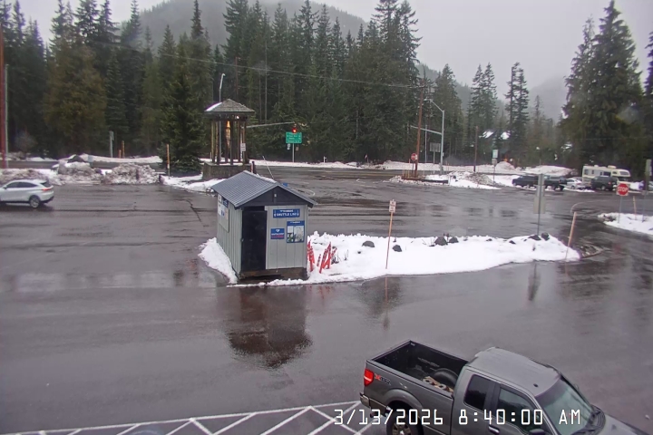 Live Feed: Summit Pass Shuttle