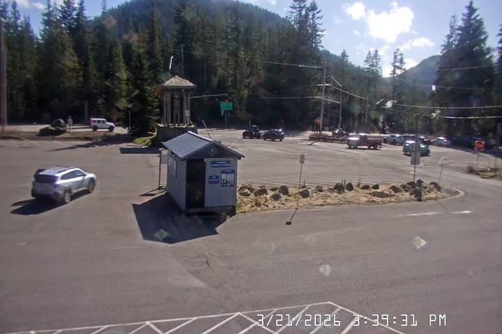 Live Feed: Summit Pass Shuttle