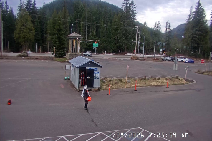 Live Feed: Summit Pass Shuttle