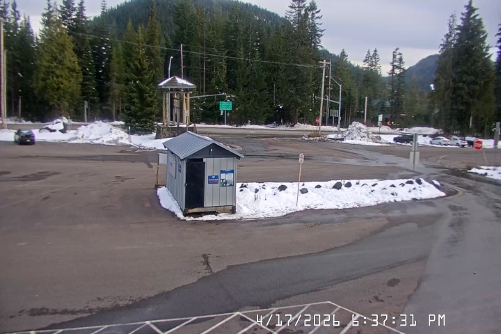 Live Feed: Summit Pass Shuttle