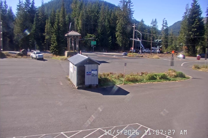 Summit Pass Shuttle