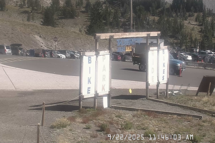Live Feed: Bruno's Lift Camera