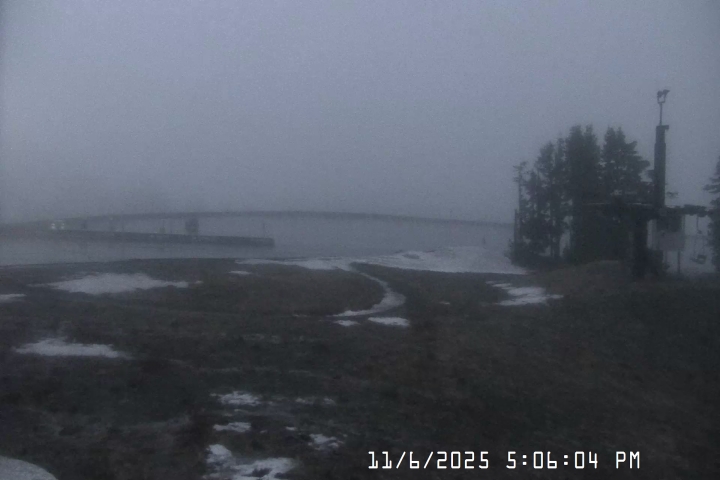 Live Feed: Bruno's Lift Camera