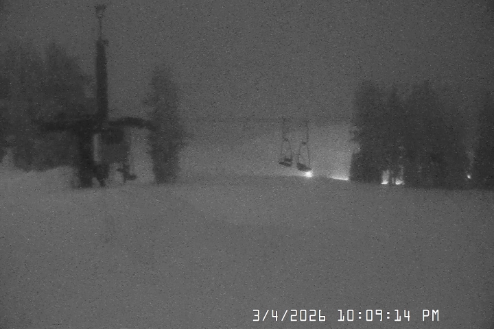 Live Feed: Bruno's Lift Camera