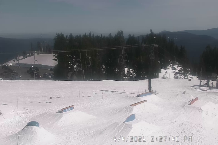 Live Feed: Bruno's Lift Camera