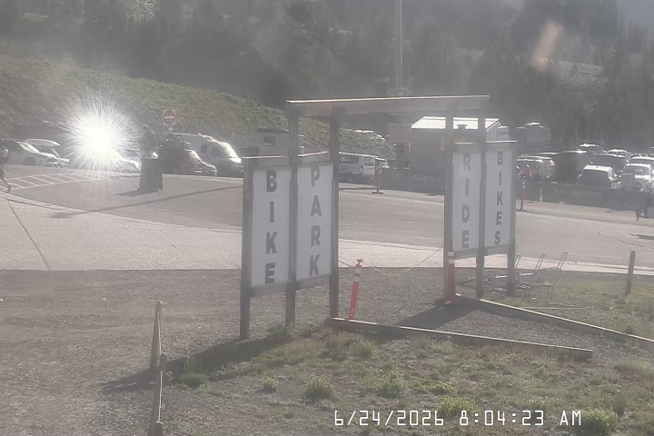 Live Feed: Bruno's Lift Camera